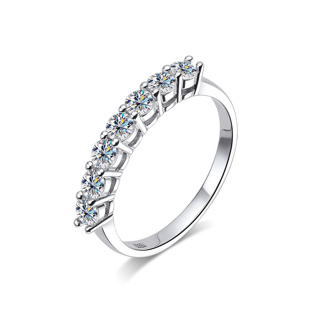Anillo de moissanita de 3 mm en plata de ley 925 bañado en oro blanco de 18 k.