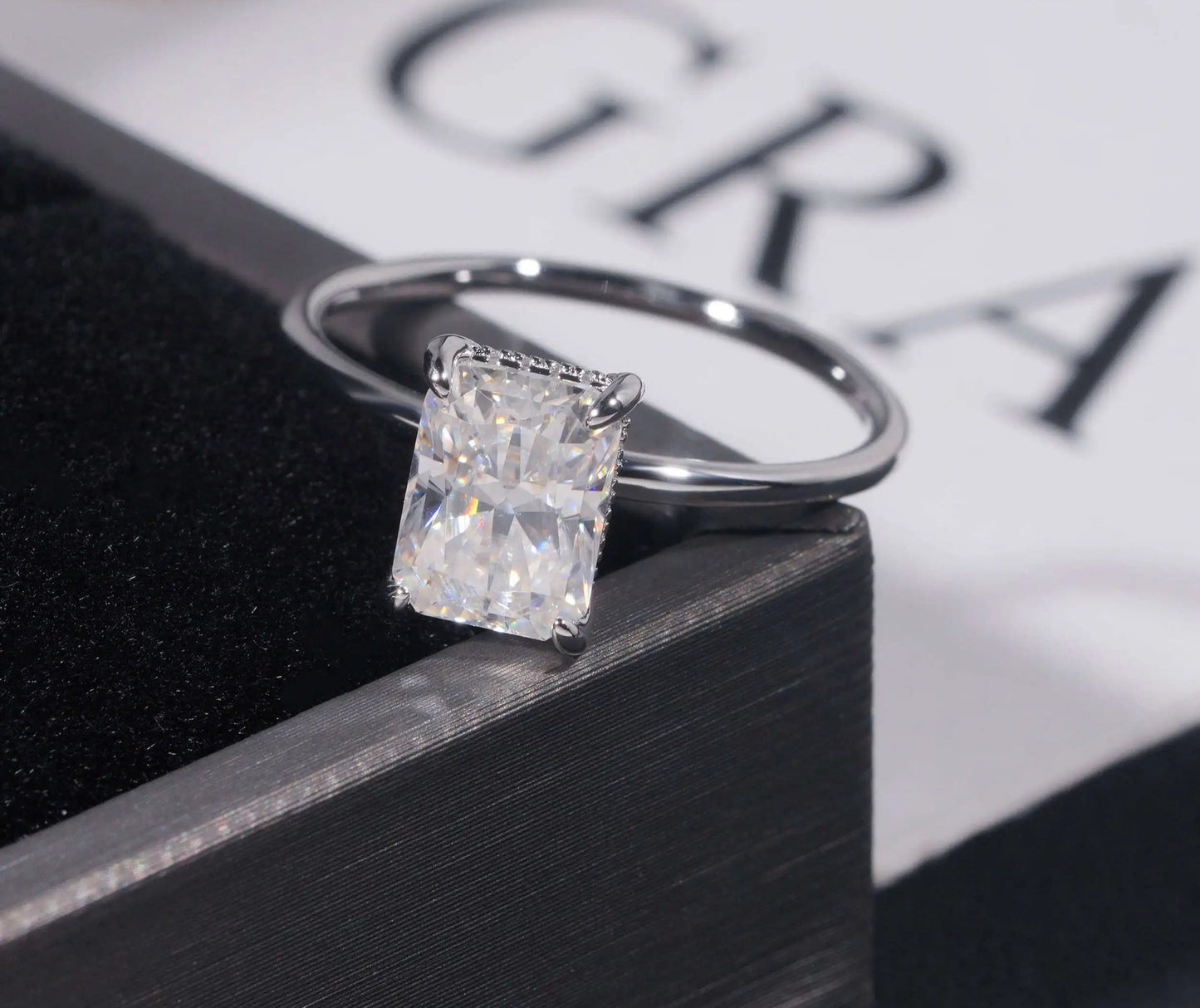 4 Prongs 2 Carat Emerald Cut Moissanite Ring in 925 Sterling Silver