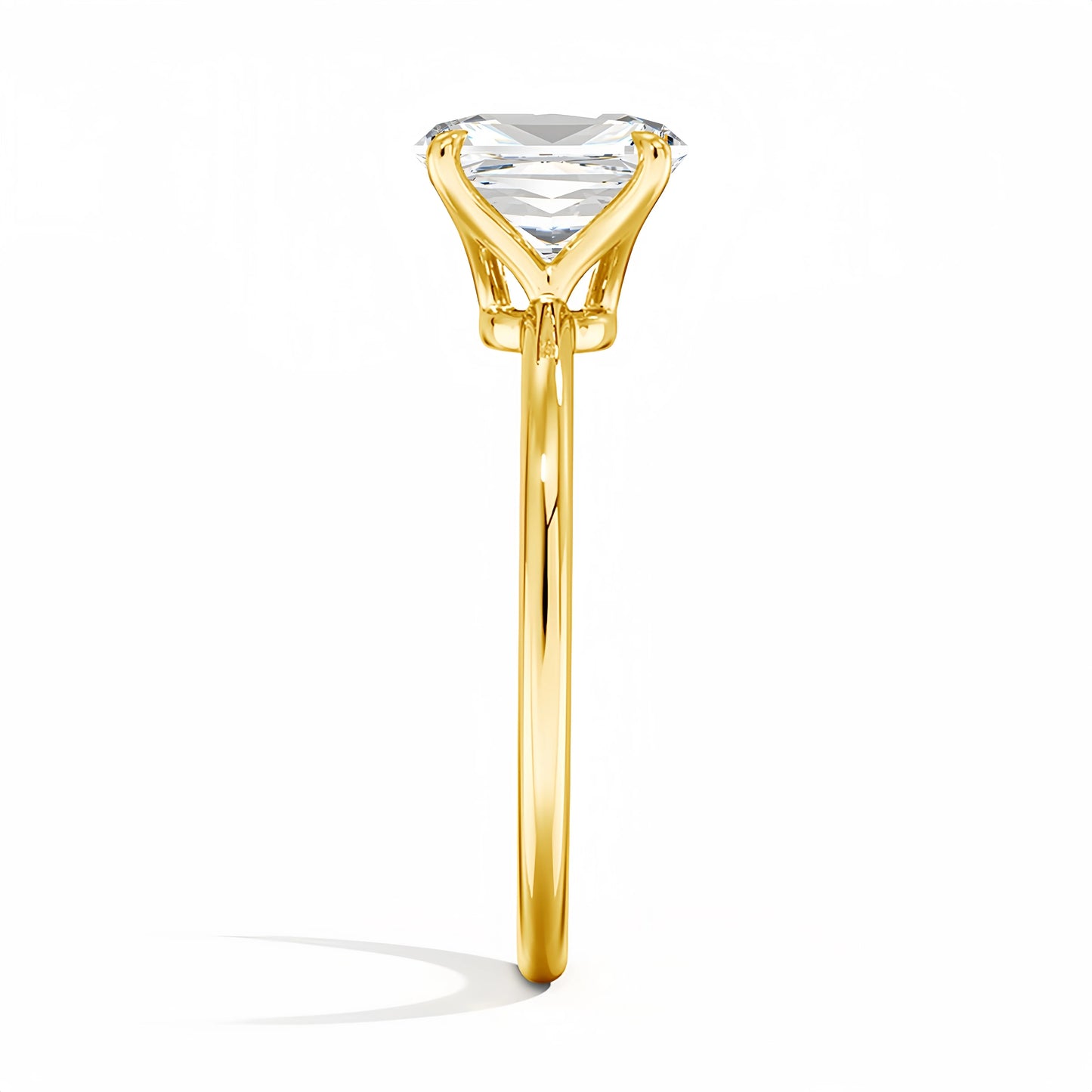 4 Prong Moissanite Solitarie Ring in S925 (1/20 14K GF)