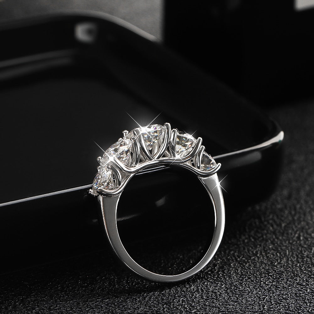 5 Steine 3,6 Karat Moissanit-Ring in 925 Sterlingsilber