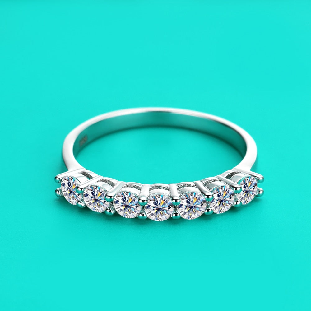 3 mm Moissanit-Ring aus 925er Sterlingsilber mit plattiertem 18 Karat Weißgold