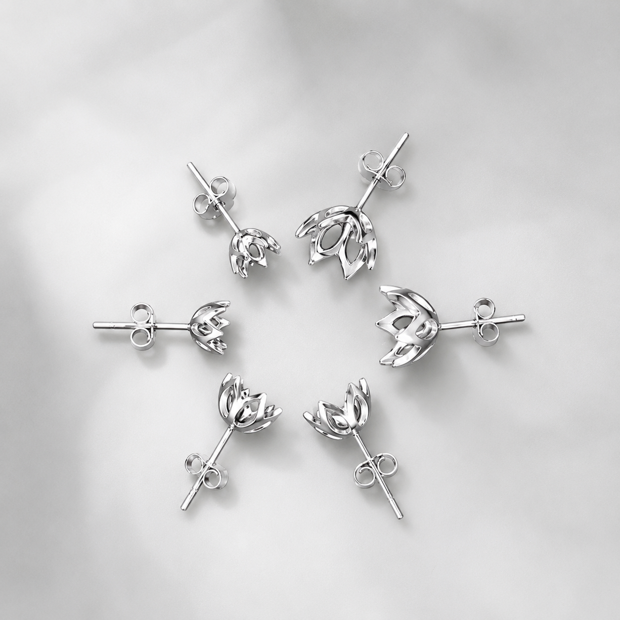 Round Diamond Earrings in 925 Sterling Silver