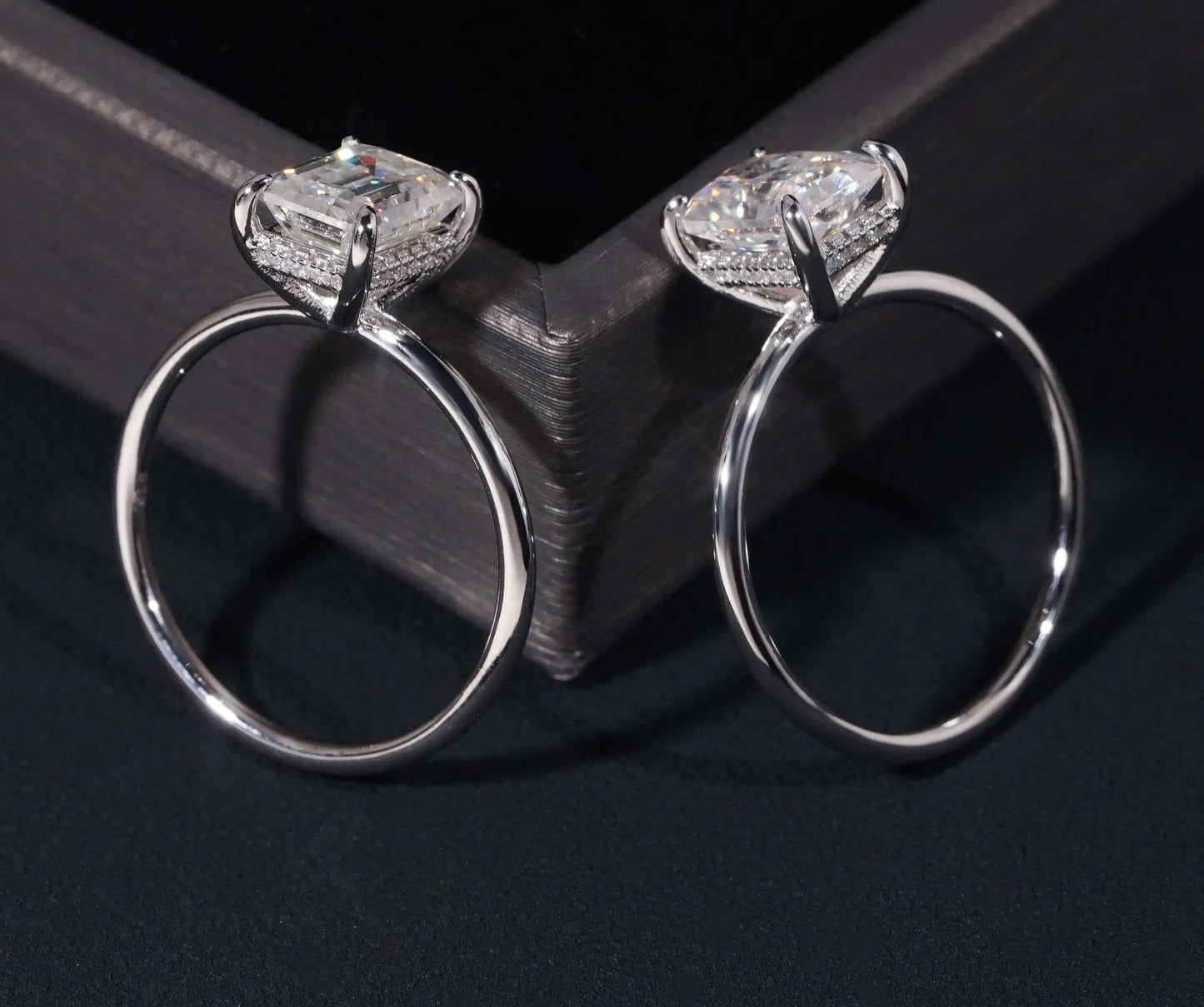 4 Prongs 2 Carat Emerald Cut Moissanite Ring in 925 Sterling Silver