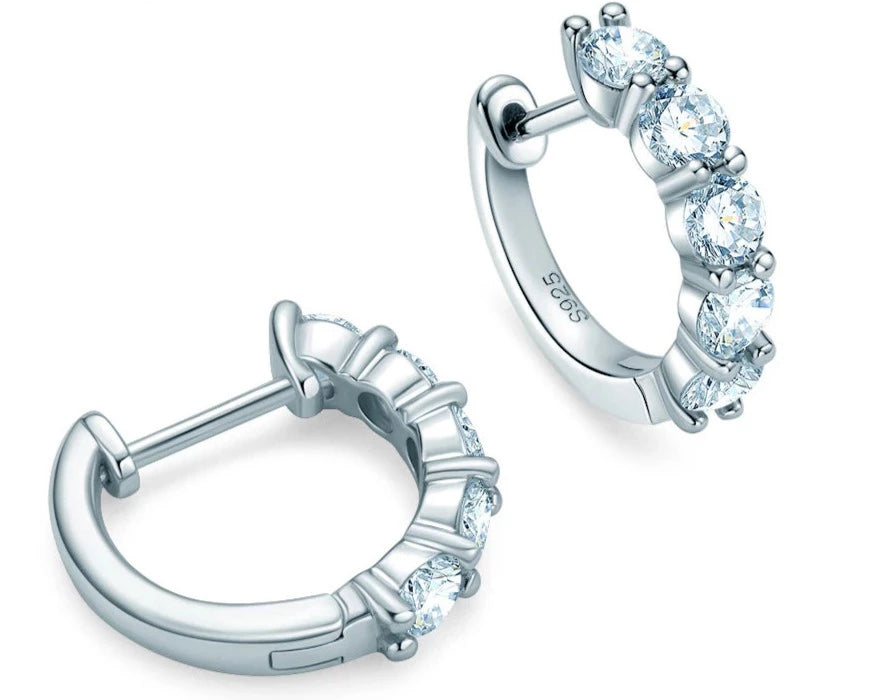 Moissanite Loop Ohrring 925 Sterling Silber plattiert mit 18 Karat Weißgold