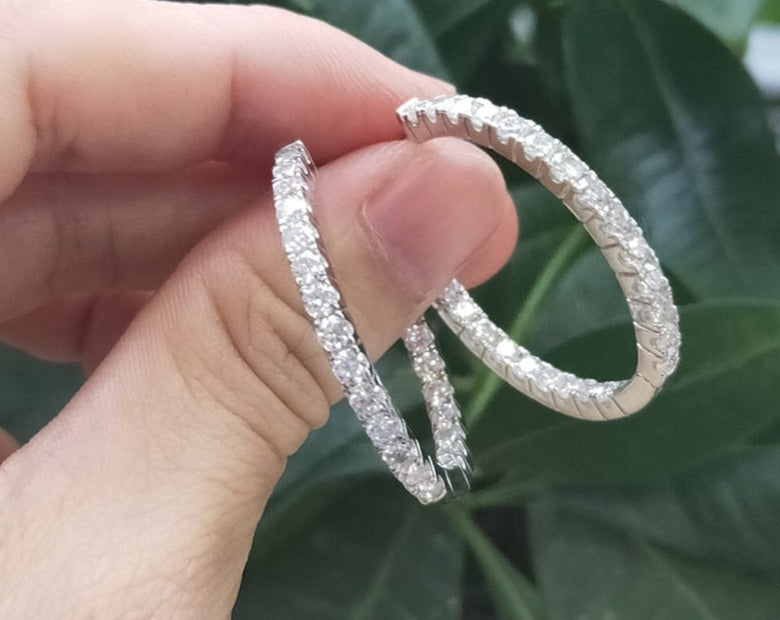 Aros de moissanita blanca o negra de 2,88 quilates en plata de ley 925