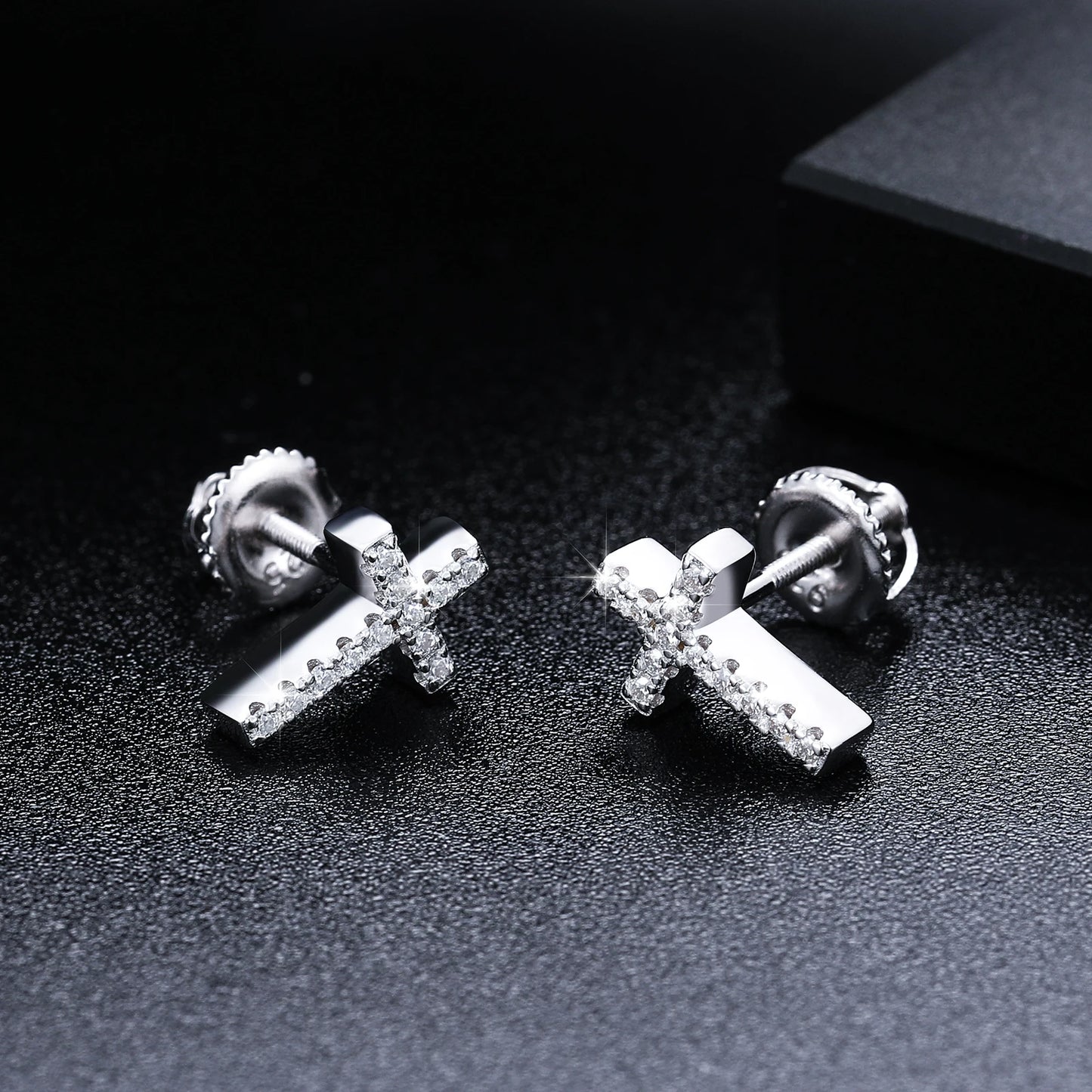 Moissanit-Kreuz-Ohrringe aus 925er Sterlingsilber