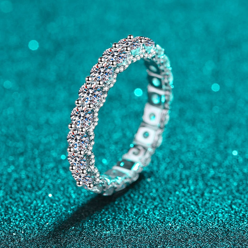 Anillo de moissanita de 2,1 quilates en plata de ley 925 con baño de oro blanco