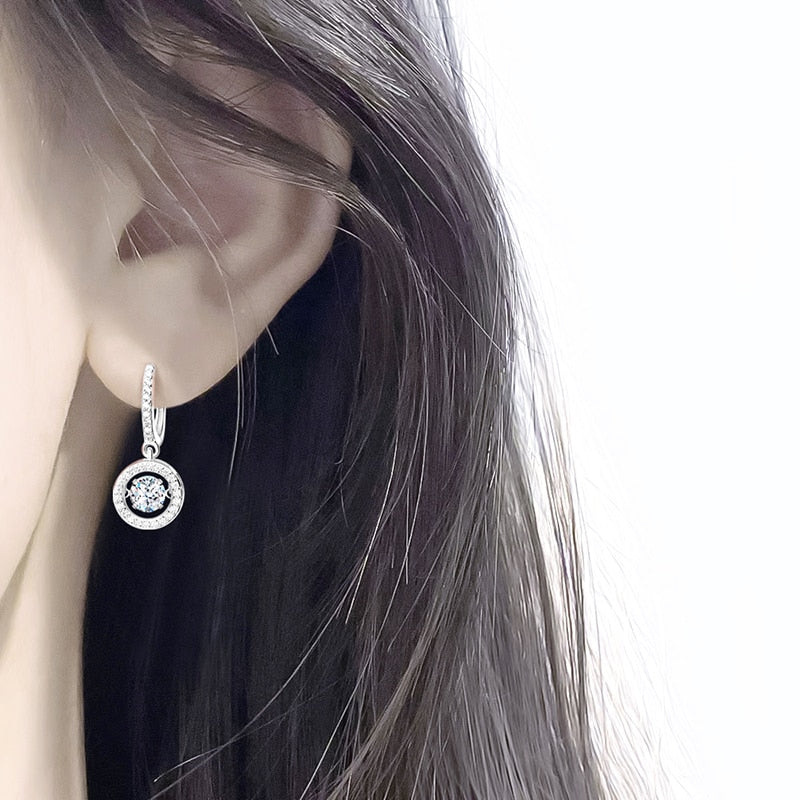 Pendientes colgantes de moissanita de 0,5/1 CT chapados en oro blanco y plata de ley 925.